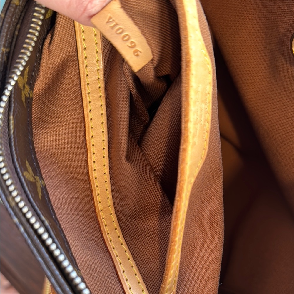 Louis Vuitton Monogram Cabas Piano Tote - Picture 9 of 10